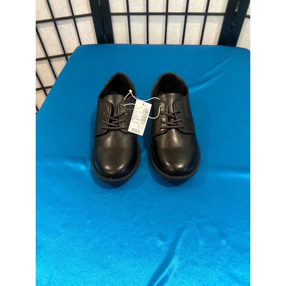 The Children's Place Boys Black Dress Shoes Lace Up Youth 6 NWT